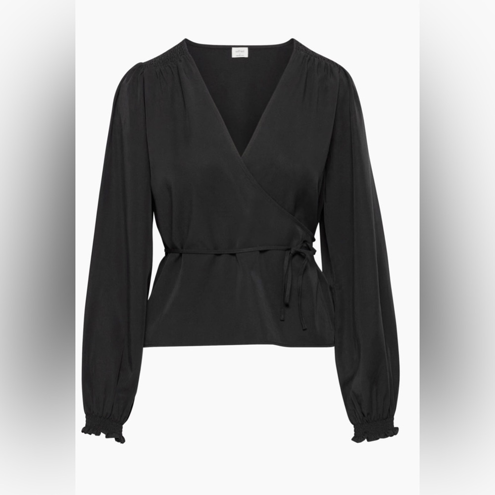 Aritzia Wilfred Gracious Blouse